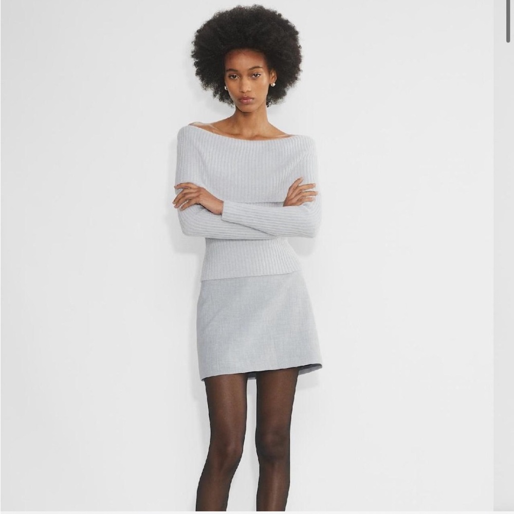 Aritzia Wilfred classic mini skirt
